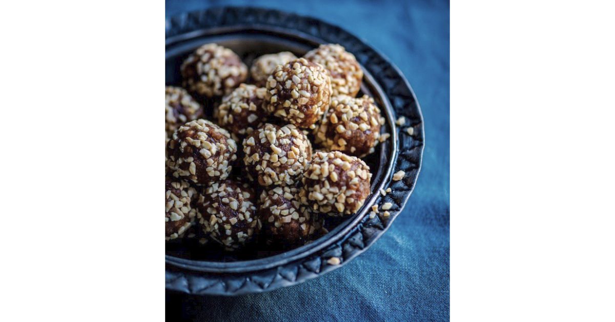 Sophias date and coffee ball recipe