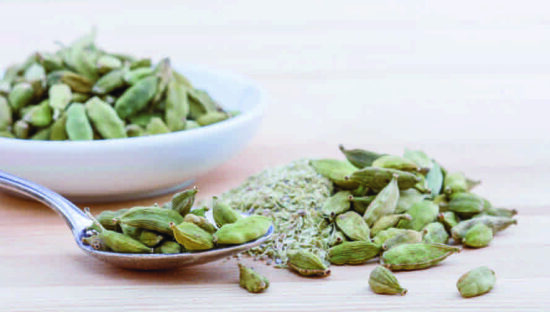 cardamom seed in bowl